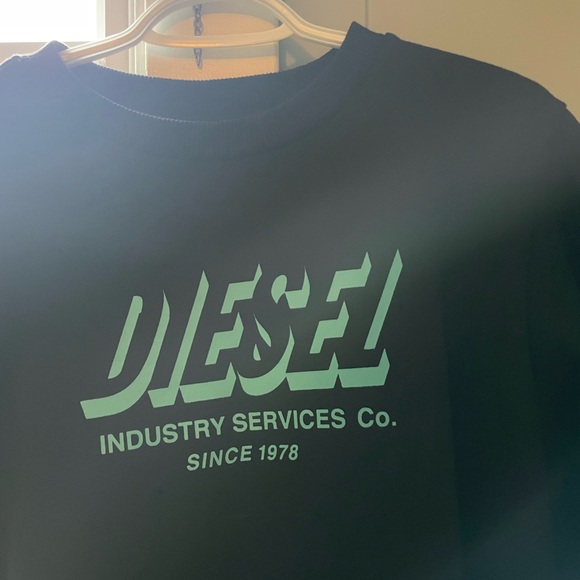 Deal Crewneck Sweater - Picture 5 of 6